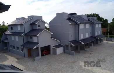 Imagem 2: Casa Condominio em Porto Alegre, no bairro Tristeza, com 4 dormitório...