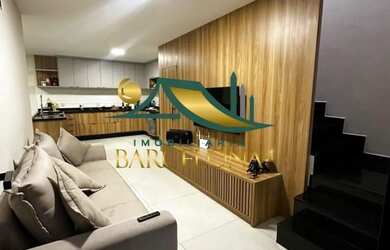 Imagem: A casa possui 3 Dormitórios, 2 Banheiros, 2 Vagas na garagem