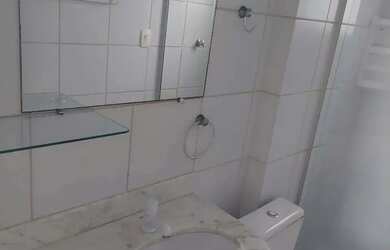 Imagem: O apartamento possui 3 Dormitórios, 1 Banheiro, 1 Vaga na garagem