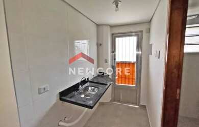 Imagem: O apartamento possui 1 Dormitório, 1 Banheiro, 1 Vaga na garagem