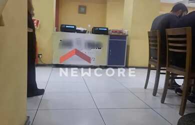 Imagem: O depósito possui 450m² de Área e está localizado em Centro