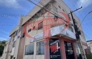 Imagem: O apartamento possui 1 Dormitório, 1 Banheiro, 1 Vaga na garagem