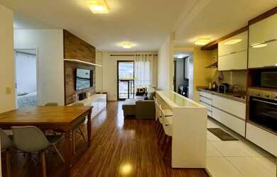 Imagem: O apartamento possui 2 Dormitórios, 2 Banheiros, 2 Vagas na