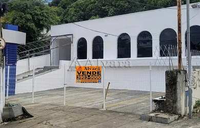 Imagem: O depósito possui 5 Vagas na garagem, 590m² de Área e está