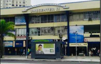 Imagem: O depósito possui 1 Vaga na garagem, 33m² de Área e está