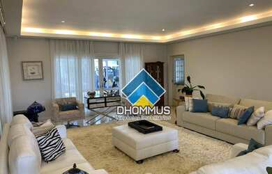 Imagem: A casa em condomínio possui 4 Dormitórios, 5 Banheiros, 5