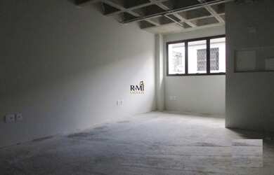 Imagem: O depósito possui 32m² de Área e está localizado em Barro