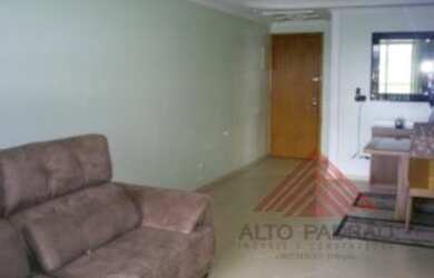 Imagem: O apartamento possui 3 Dormitórios, 1 Banheiro e 2 Vagas na