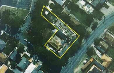 Imagem 2: Terreno à venda por R$ 3000000.00, 1500.00 m2 - SANTA CANDIDA - CURITIBA/PR