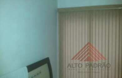 Imagem: A casa possui 3 Dormitórios, 1 Banheiro, 5 Vagas na garagem