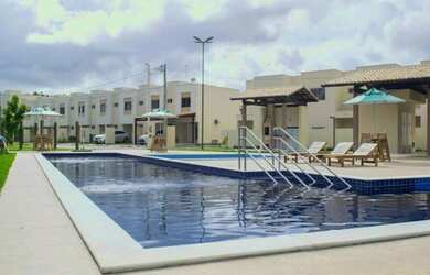 Imagem: A casa possui 2 Dormitórios, 2 Banheiros, 1 Vaga na garagem