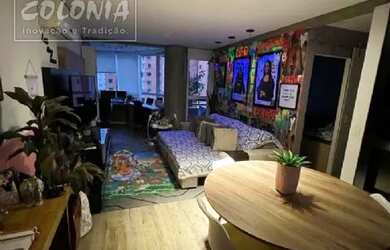 Imagem: O apartamento possui 2 Dormitórios, 1 Banheiro, 2 Vagas na