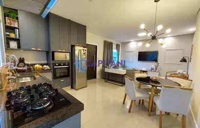 Imagem: A casa em condomínio possui 3 Dormitórios, 2 Banheiros, 3