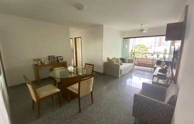 Imagem: O apartamento possui 4 Dormitórios, 3 Banheiros, 2 Vagas na