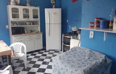 Imagem: A casa possui 1 Dormitório, 1 Banheiro, 38m² de Área e está