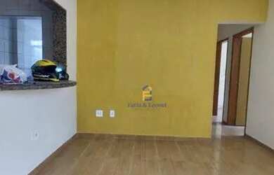 Imagem: O apartamento possui 3 Dormitórios, 1 Banheiro, 1 Vaga na garagem