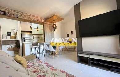 Imagem: O apartamento possui 2 Dormitórios, 1 Banheiro, 2 Vagas na