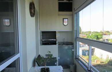 Imagem: O apartamento possui 2 Dormitórios, 2 Banheiros, 1 Vaga na