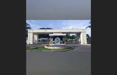 Imagem: A casa em condomínio possui 3 Dormitórios, 2 Banheiros, 2