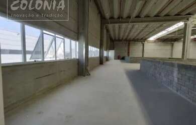 Imagem: O depósito possui 110095m² de Área e está localizado em