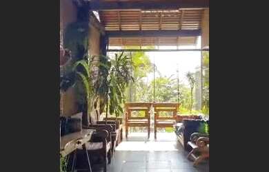 Imagem: A casa possui 5 Dormitórios, 5 Banheiros, 5 Vagas na garagem