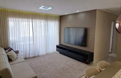 Imagem: O apartamento possui 3 Dormitórios, 2 Banheiros, 2 Vagas na