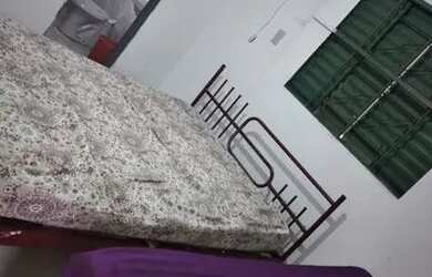 Imagem: A casa possui 4 Dormitórios, 5 Vagas na garagem e está localizado