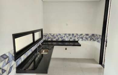 Imagem: A casa em condomínio possui 3 Dormitórios, 2 Banheiros, 2