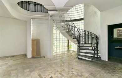 Imagem 13: Casa para aluguel e venda tem 497 metros quadrados em Jardim Paulista...