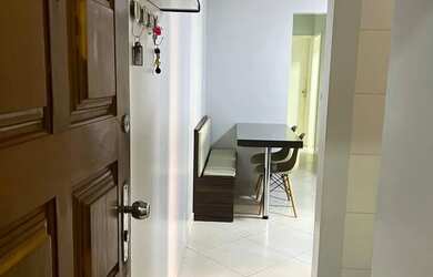 Imagem 4: Vendo excelente apartamento de 2 quartos reformado e armários embutidos