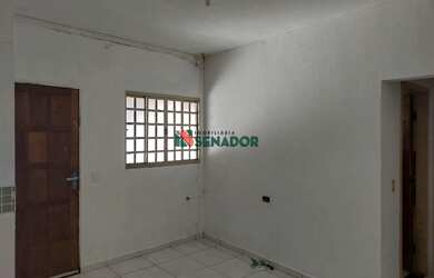 Imagem 8: Casa à venda em Londrina, Jardim Ilha do Mel, com 2 quartos, com 80 m²