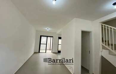 Imagem: A casa possui 2 Dormitórios, 3 Banheiros, 1 Vaga na garagem