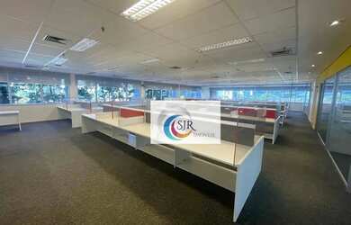 Imagem: O depósito possui 5 Vagas na garagem, 720m² de Área, Imóvel