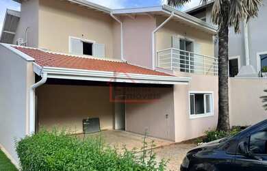 Imagem: A casa em condomínio possui 4 Dormitórios, 5 Banheiros, 4