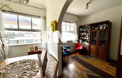 Imagem: O apartamento possui 3 Dormitórios, 2 Banheiros, 83m² de Área