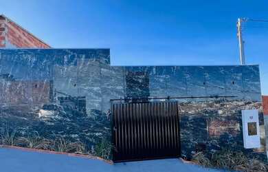 Imagem: A casa possui 1 Dormitório, 1 Banheiro, 20m² de Área e está