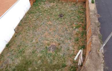 Imagem: O terreno possui 200m² de Área e está localizado em Vila