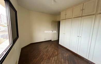 Imagem 11: Apartamento com 3 quartos, suíte com closet e banheira em condomínio...