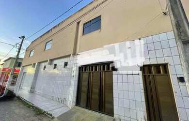 Imagem: A casa possui 3 Dormitórios, 3 Banheiros, 1 Vaga na garagem