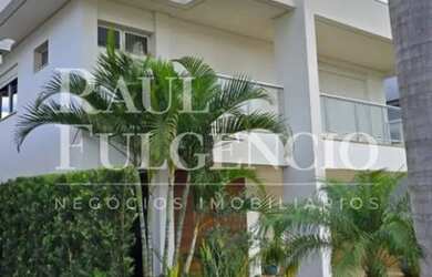 Imagem: A casa em condomínio possui 3 Dormitórios, 3 Banheiros, 2