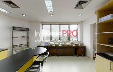 Imagem: O depósito possui 2 Vagas na garagem e 69m² de Área e está