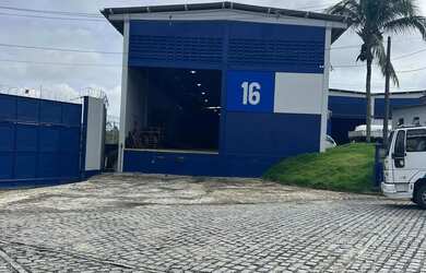 Imagem: O depósito possui 5 Vagas na garagem, 550m² de Área e está