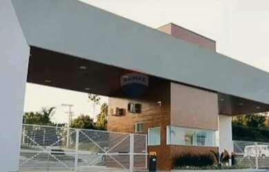 Imagem: A casa possui 3 Dormitórios, 3 Banheiros, 3 Vagas na garagem