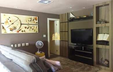 Imagem 14: Casa em Esmeraldas. Churrasqueira, 1.350m² de Área, 2 Vagas na garageme4...