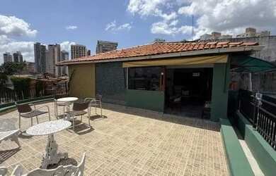 Imagem: O apartamento possui 2 Dormitórios, 2 Banheiros, 80m² de Área