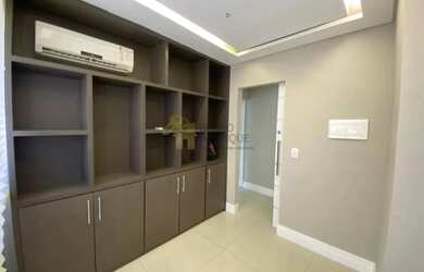 Imagem: O depósito possui 1 Vaga na garagem, 26m² de Área e está