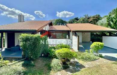 Imagem: A casa em condomínio possui 4 Dormitórios, 5 Banheiros, 2