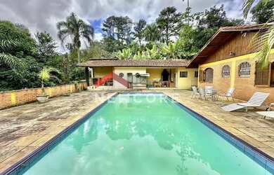 Imagem: A fazenda possui 233m² de Área e está localizado em Jardim