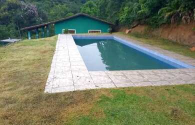 Imagem: A chácara possui 1.500m² de Área e está localizado em Juquitiba