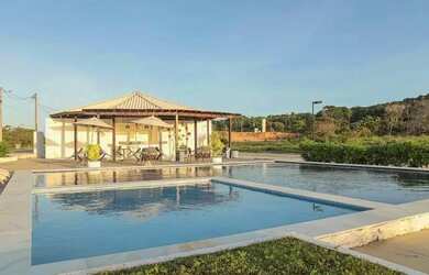 Imagem: O terreno possui 1400m² de Área e está localizado em Barra